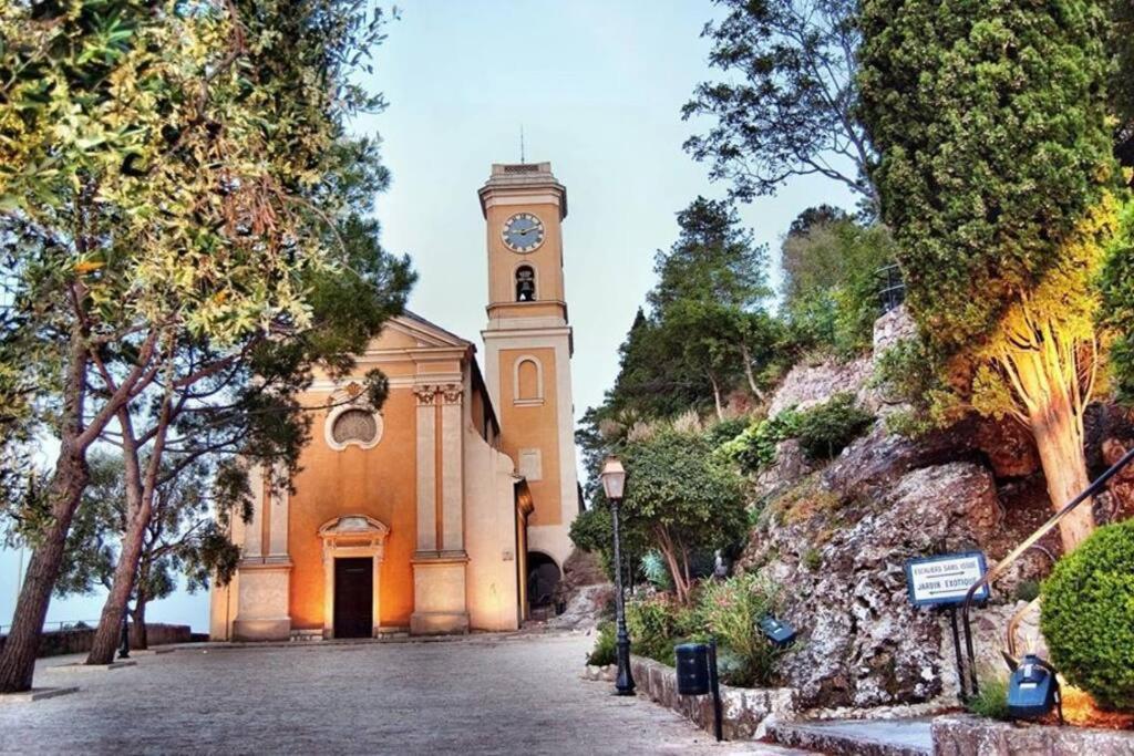 Studio Tout Confort Avec Parking Et Terrasse A Eze Village Buitenkant foto