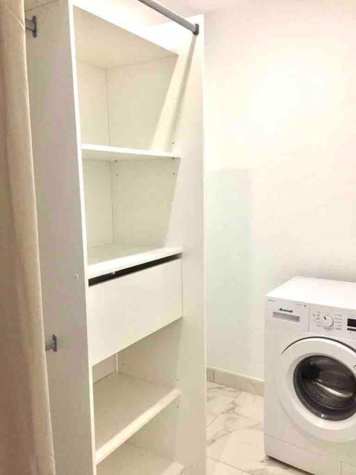 Studio Tout Confort Avec Parking Et Terrasse A Eze Village Buitenkant foto